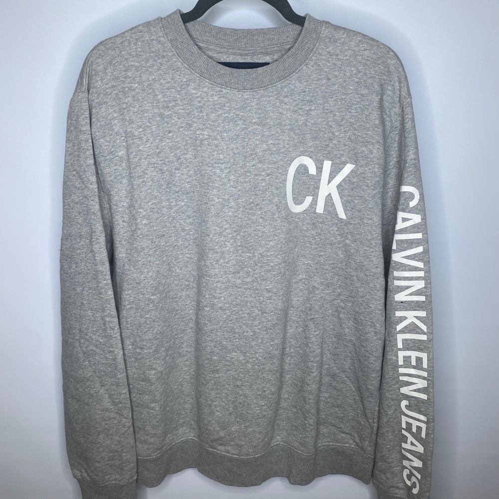 Men’s crewneck sweatshirt